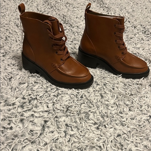 Amazon Moc Toe Boot - Picture 2 of 5